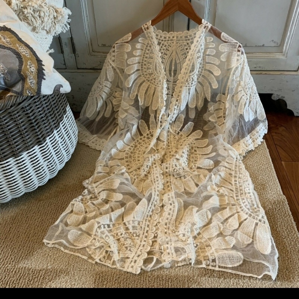 Eyelet Lace  Duster Jacket cream - Picture 3 of 6